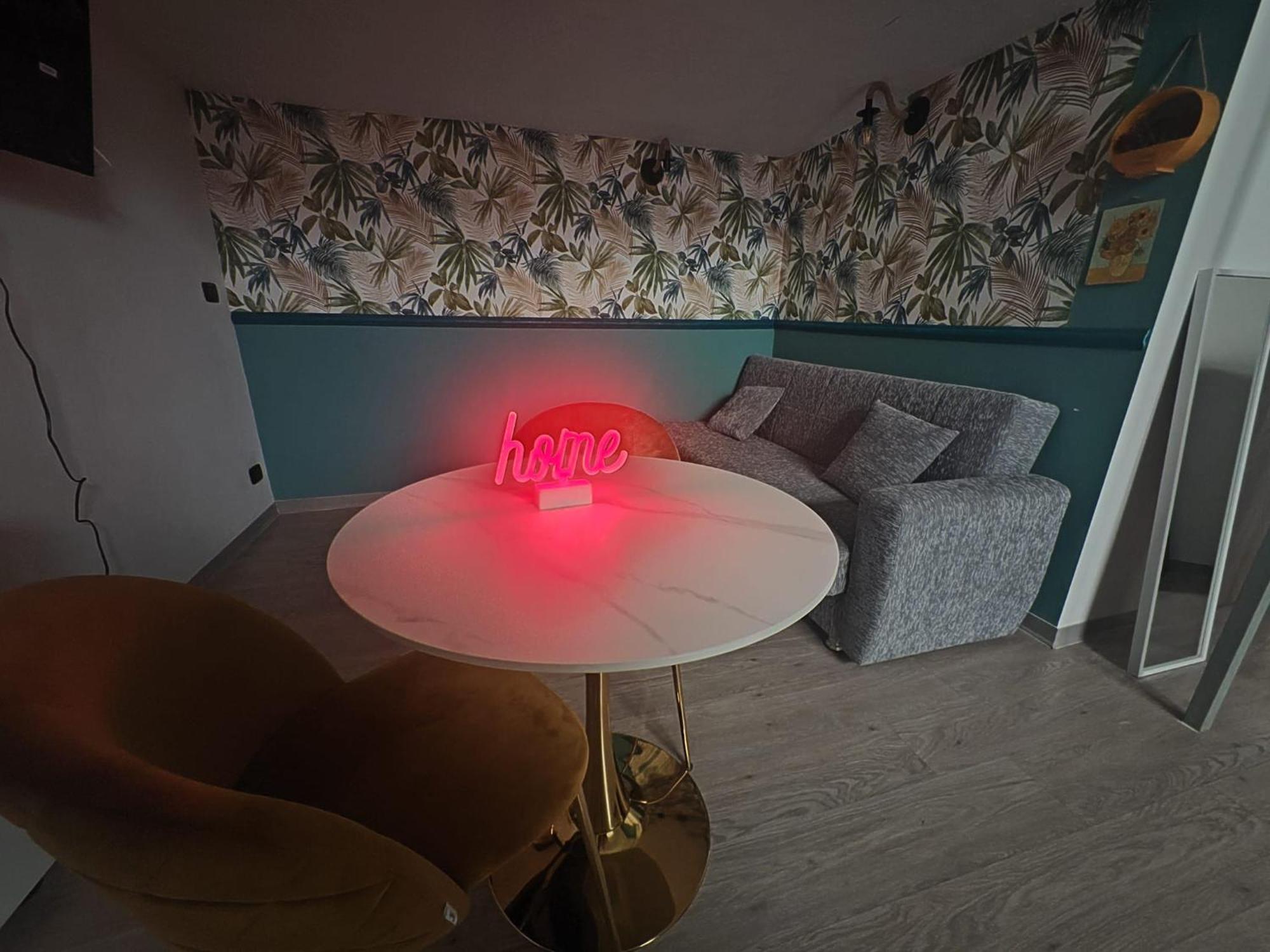 Lux Loft In Centro Leilighet Bari Eksteriør bilde